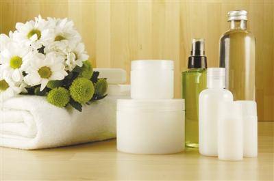 中國化妝品消費全球第二，科技短板制約產(chǎn)業(yè)升級